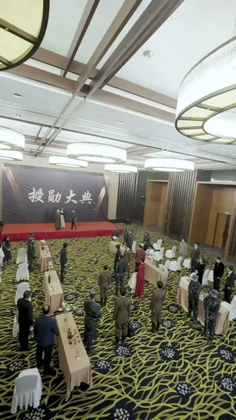 พ่อเลี้ยงฉลาดและไม่ยอมให้คนล้อเล่น