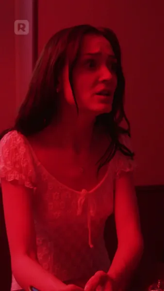 กอดกลางเงามืด