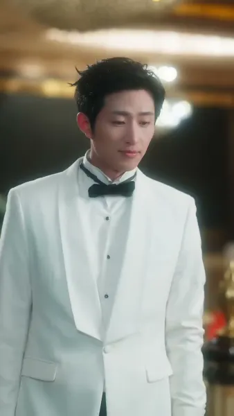 รักเก่าโรยรา รักใหม่ผลิใบ（ฉบับพากย์ ）