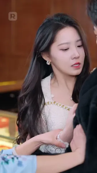 รักแรกพบ