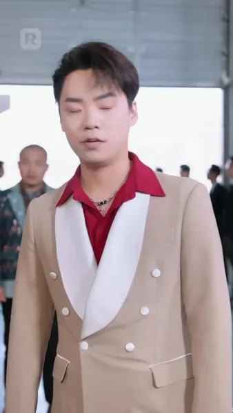 รักแรกพบ