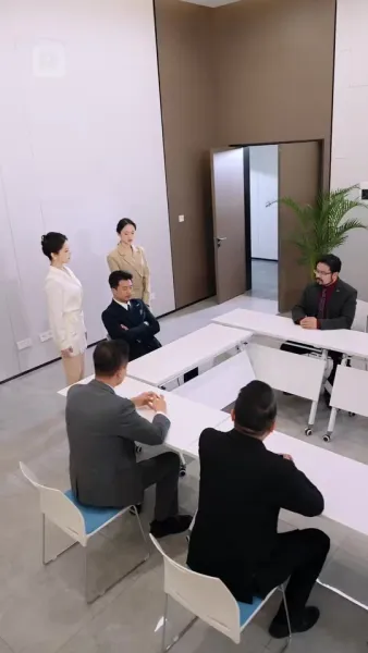 รักแรกพบ