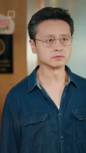 สามสิบปีของภรรยา จบลงที่วันวิวาห์ปลอม