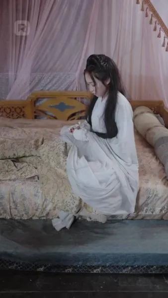 ท่านนายพล ท่านหาภรรยาผิดคนแล้ว