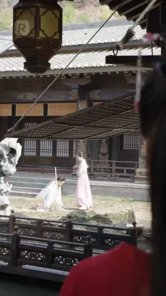 ท่านนายพล ท่านหาภรรยาผิดคนแล้ว