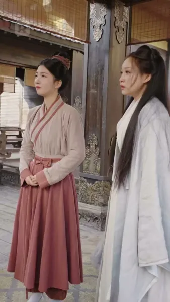 ท่านนายพล ท่านหาภรรยาผิดคนแล้ว