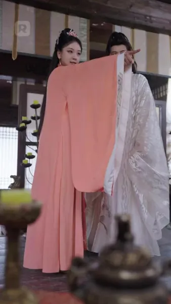 ท่านนายพล ท่านหาภรรยาผิดคนแล้ว