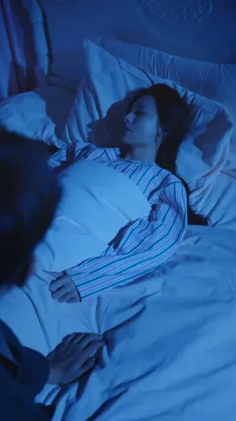 เมื่อความรักเบ่งบานช้า