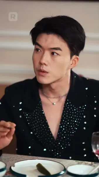 หลังหย่า ภรรยาเก่าดังทั่วเวิร์ล