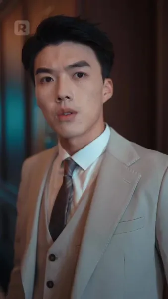 หลังหย่า ภรรยาเก่าดังทั่วเวิร์ล