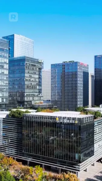 ถลำรักในโลกของเธอ