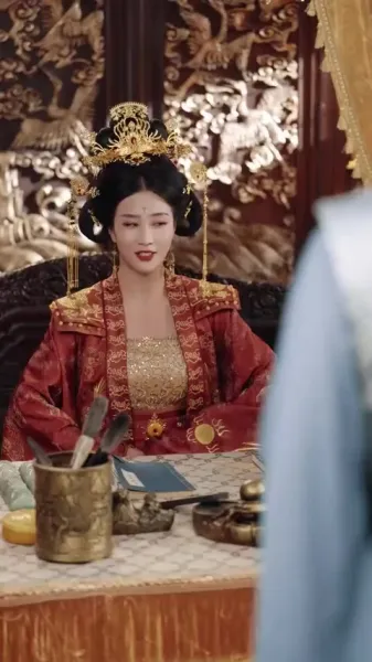 เมื่อระบบทรยศ เจ้าหญิงรุมล้อม