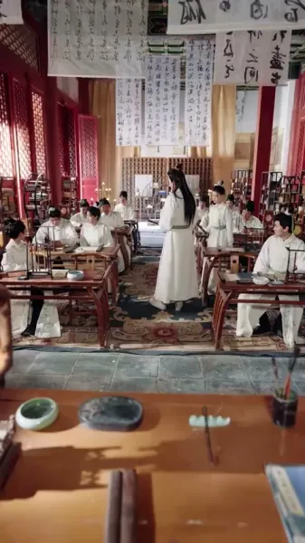 เมื่อระบบทรยศ เจ้าหญิงรุมล้อม