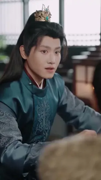 เมื่อระบบทรยศ เจ้าหญิงรุมล้อม