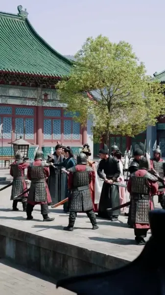 เมื่อระบบทรยศ เจ้าหญิงรุมล้อม