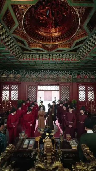 เมื่อระบบทรยศ เจ้าหญิงรุมล้อม