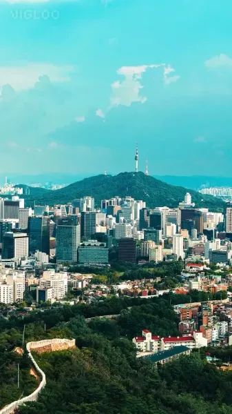 ใครคือ X ผู้โหดร้าย