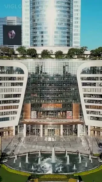 ใครคือ X ผู้โหดร้าย