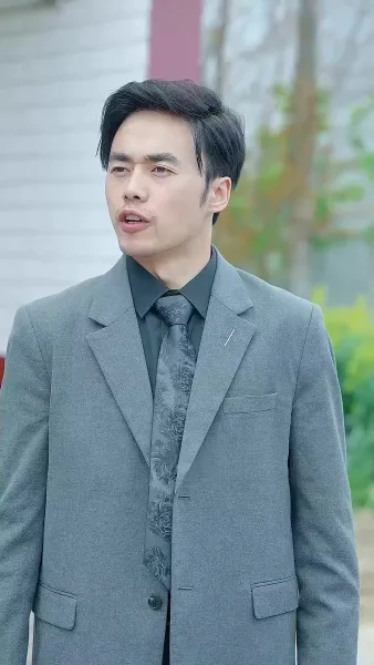 ทายาทเศรษฐีคืนบัลลังก์(พากย์ไทย) 