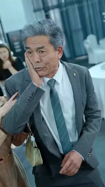 ทายาทเศรษฐีคืนบัลลังก์(พากย์ไทย) 