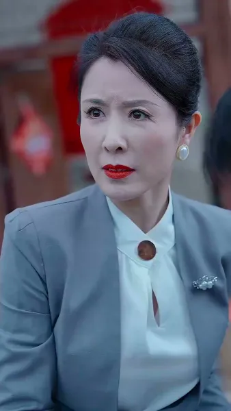 ทายาทเศรษฐีคืนบัลลังก์(พากย์ไทย) 