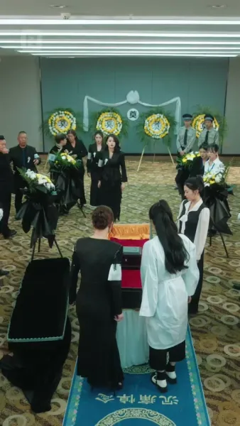 แสงจันทร์ที่ถูกลืม