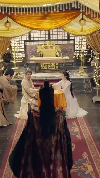 (พากย์เสียง)บัลลังก์หงส์