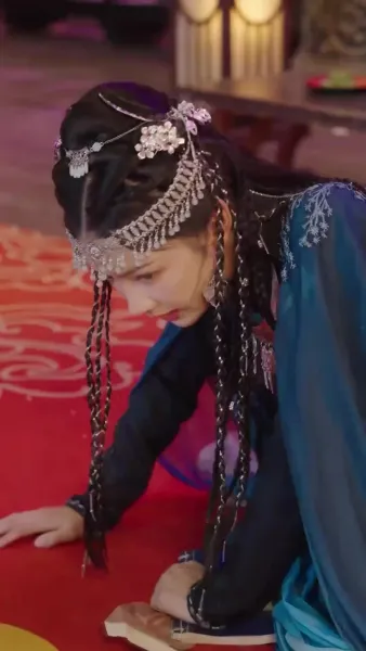 (พากย์เสียง)บัลลังก์หงส์