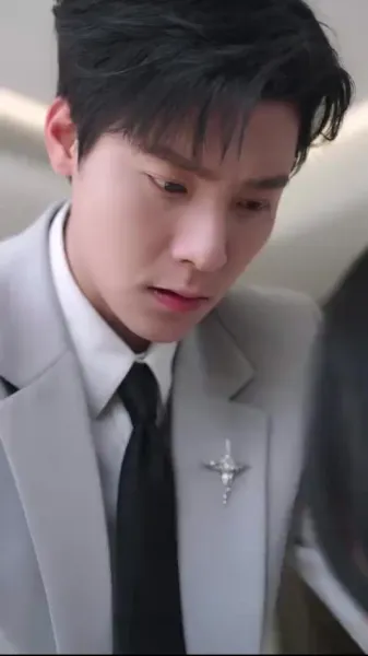 เลขาตัวป่วน กวนใจประธานสุดหล่อ