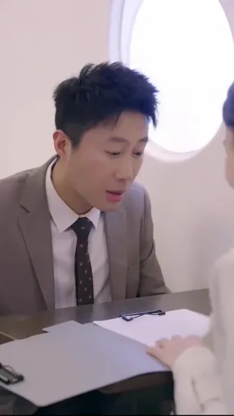 เลขาตัวป่วน กวนใจประธานสุดหล่อ