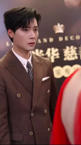 เลขาตัวป่วน กวนใจประธานสุดหล่อ