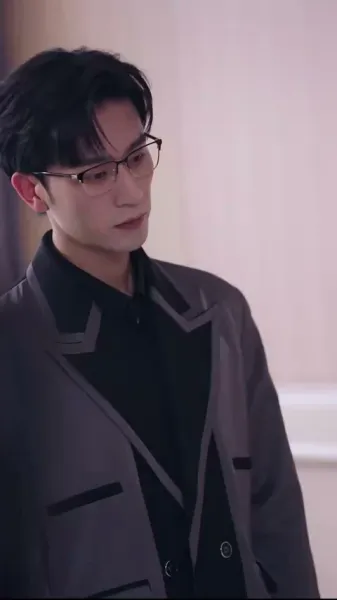 เลขาตัวป่วน กวนใจประธานสุดหล่อ