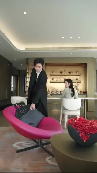 เลขาตัวป่วน กวนใจประธานสุดหล่อ