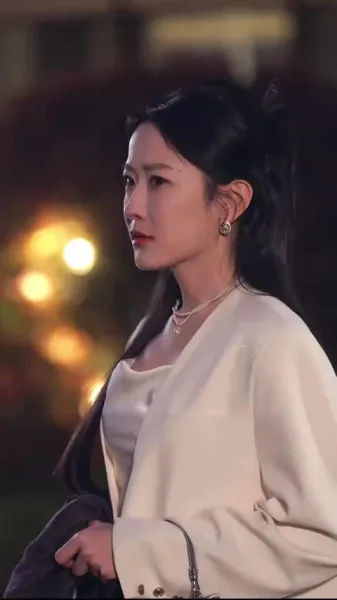 เลขาตัวป่วน กวนใจประธานสุดหล่อ