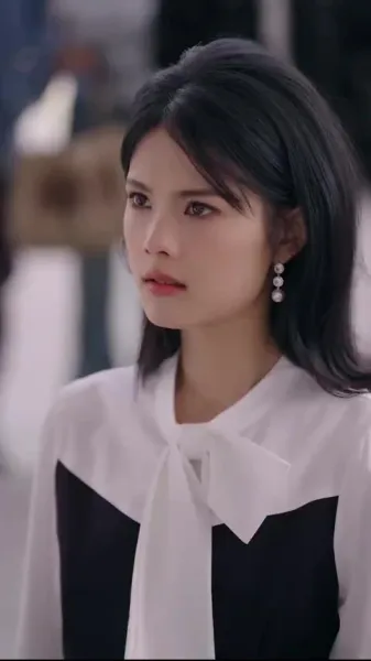 เลขาตัวป่วน กวนใจประธานสุดหล่อ