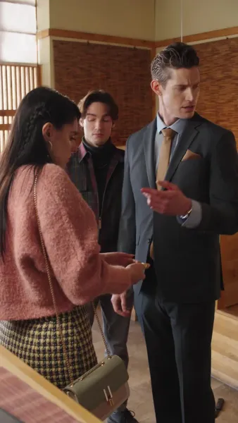 รักต่างชนชั้น จากบ้านนาไปสู่เศรษฐี