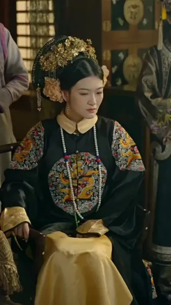 ราชินีปลอม