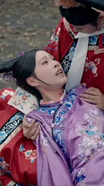 ราชินีปลอม