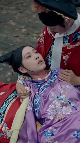 ราชินีปลอม