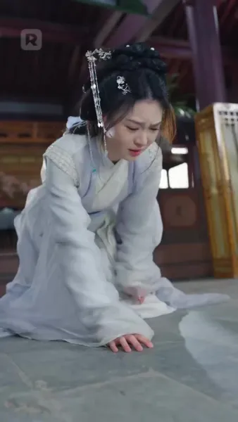 ฝ่าบาท นางไม่เคยหักหลังพระองค์เลย