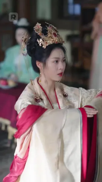 ฝ่าบาท นางไม่เคยหักหลังพระองค์เลย