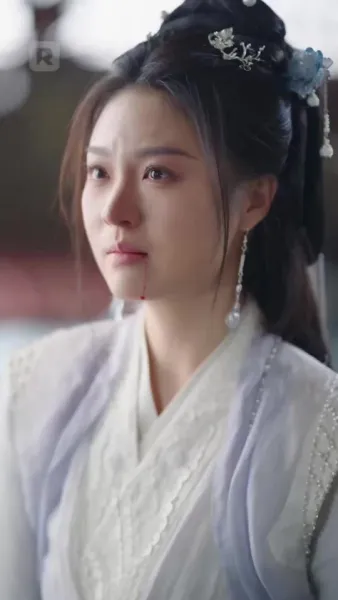 ฝ่าบาท นางไม่เคยหักหลังพระองค์เลย