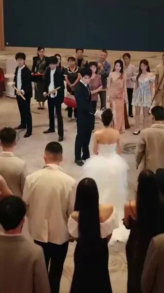 ข้าคือราชามังกร & หมอวิเศษในตำนาน