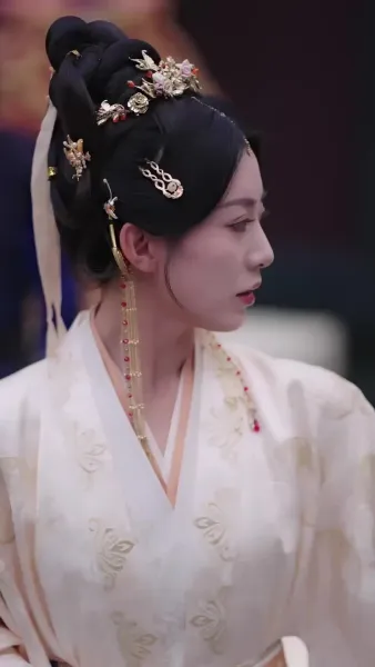 บัลลังก์นี้ข้าขอทวงคืน