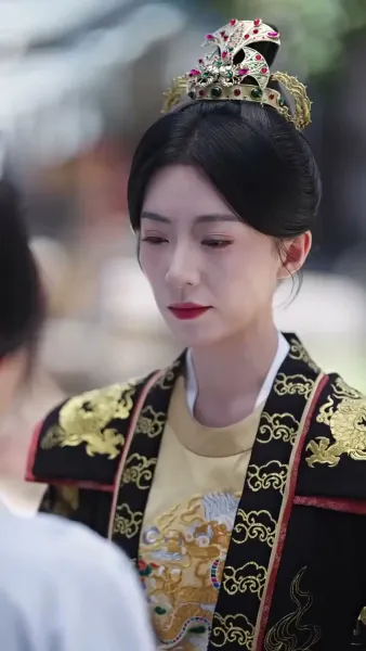 บัลลังก์นี้ข้าขอทวงคืน