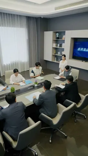 เข้าผิดงานวิวาห์ พลิกชะตารัก