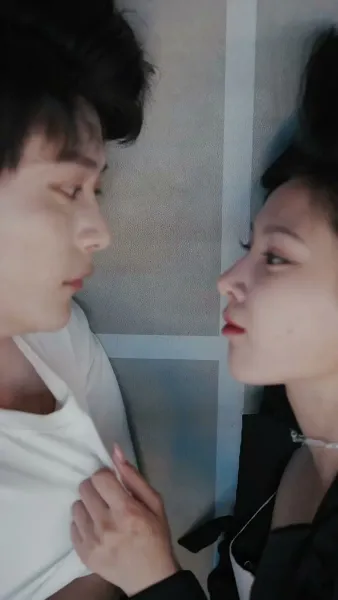 เข้าผิดงานวิวาห์ พลิกชะตารัก