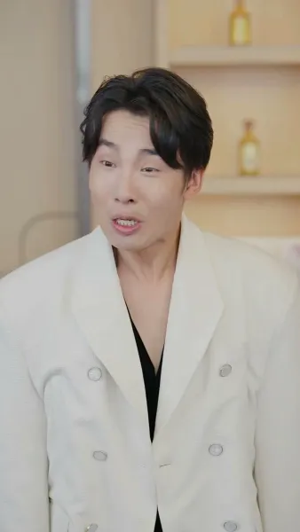 เข้าผิดงานวิวาห์ พลิกชะตารัก