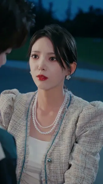 เข้าผิดงานวิวาห์ พลิกชะตารัก