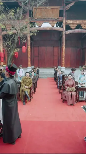 กลิ่นดอกไม้ในเถ้าธุลี